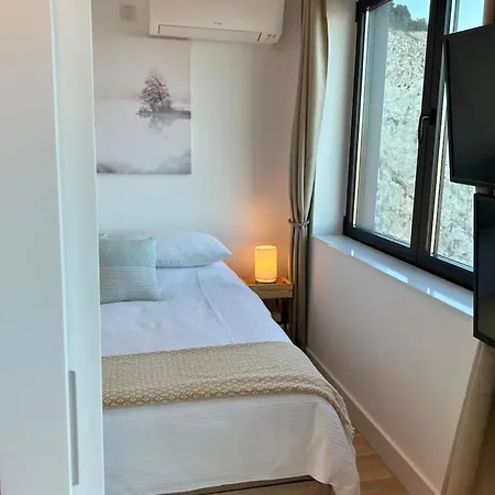 Forbes Suite1103 -hosted By Sweetstay Gibraltar